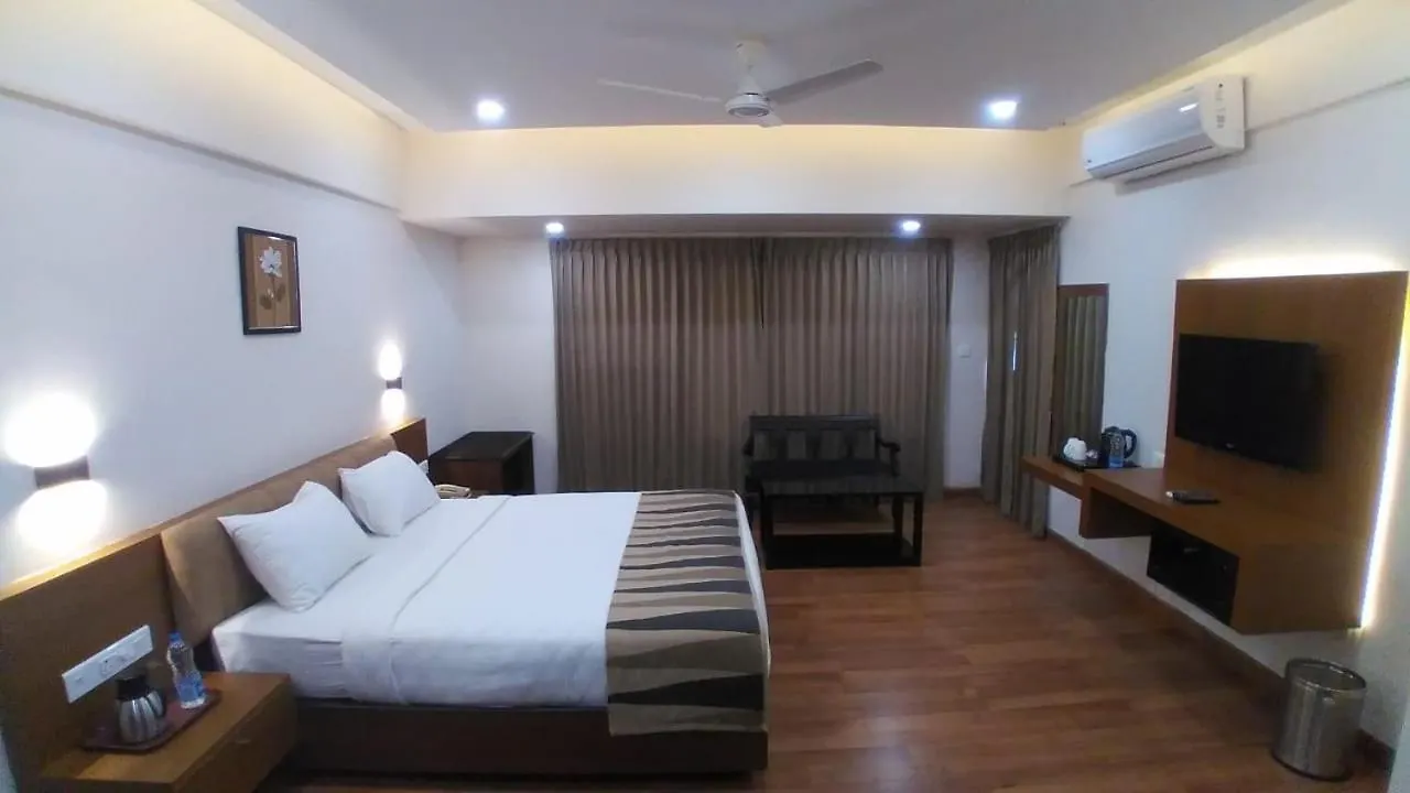 Отель Malabar Residency Каннур