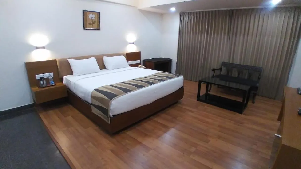 מלון קאנור Malabar Residency 3*,  הודו